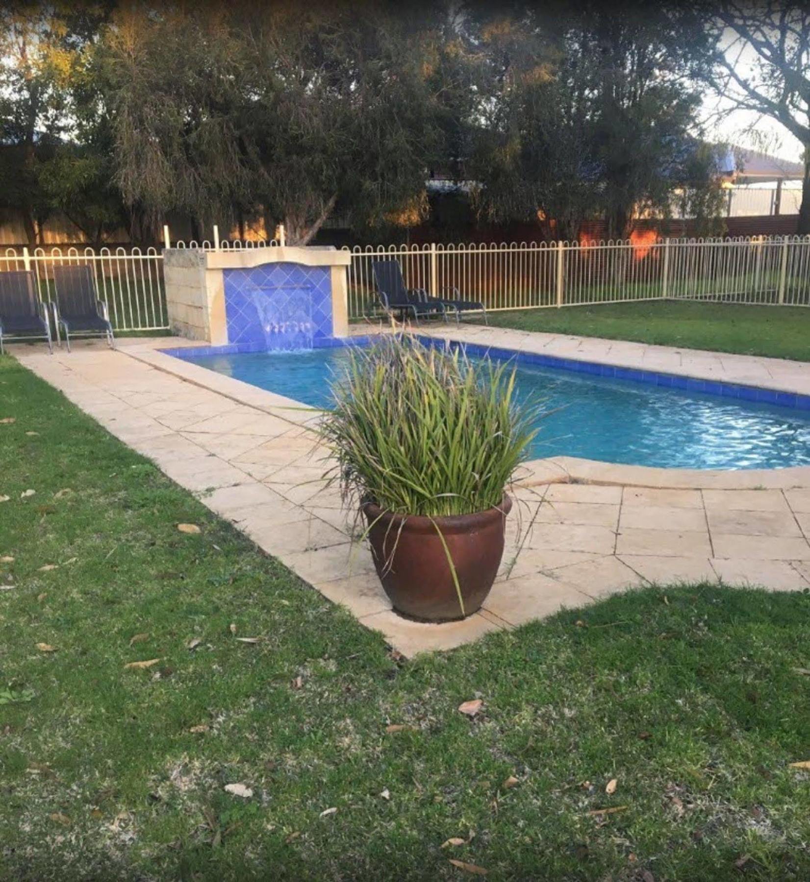 Wattle Grove Motel Perth Exterior foto